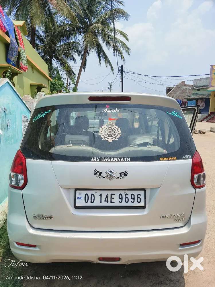 Maruti Suzuki Ertiga 2015 Diesel 100000 Km Driven