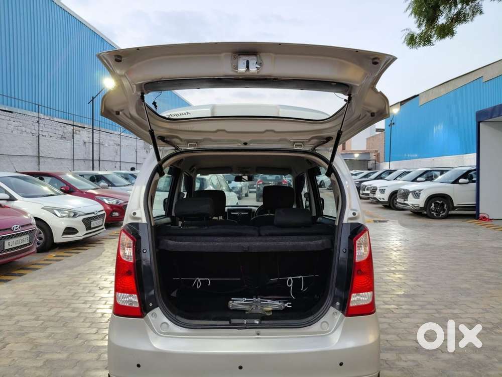 Maruti Suzuki Wagon R 1.0 Vxi Amt, 2017, Petrol