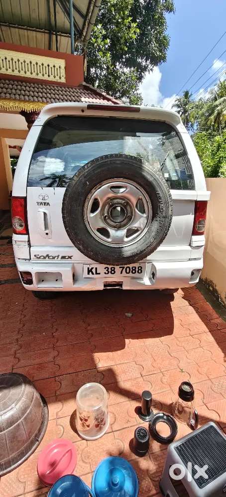 Tata Safari 2008 Petrol 145000 Km Driven