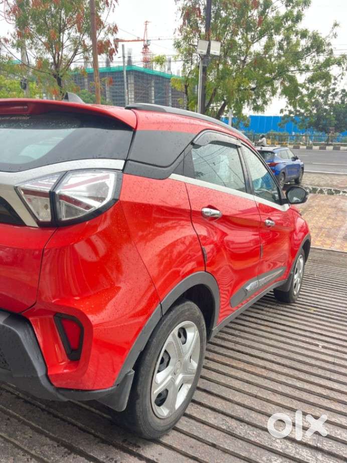 Tata Nexon 1.5 Revotorq Xma Amt (s), 2023, Petrol