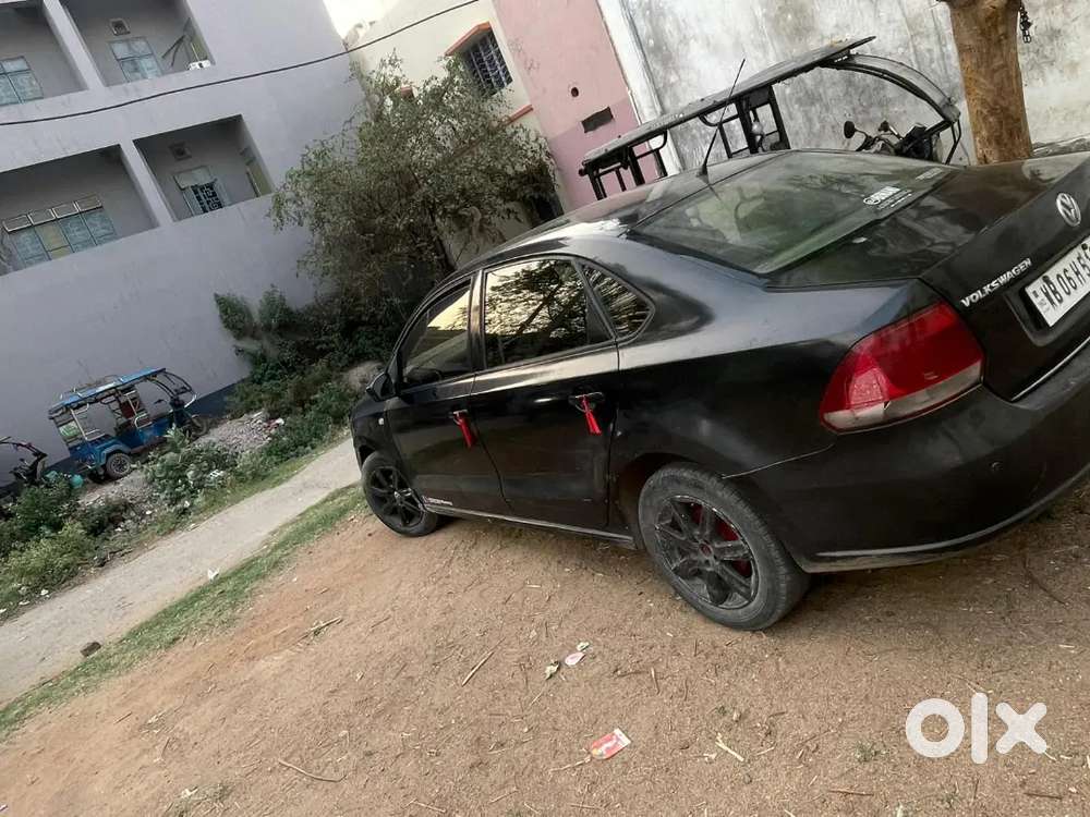 Volkswagen Vento 2011 Petrol 61335 Km Driven