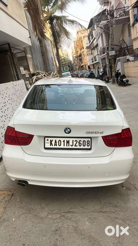 Bmw 3 Series 2.0 320i Luxury Line, 2012, Diesel