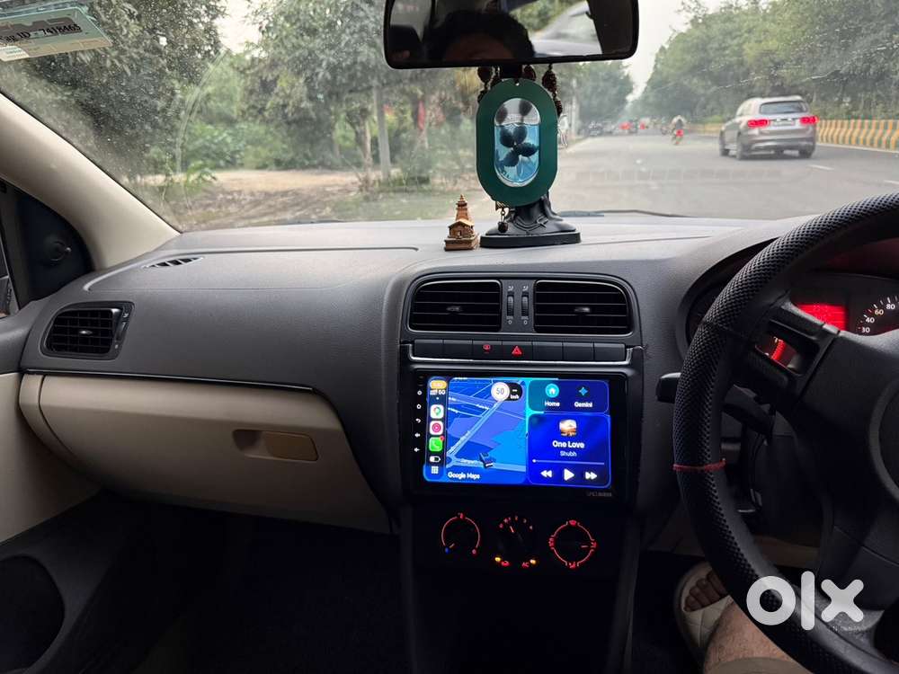 Volkswagen Vento Petrol Manual 2011