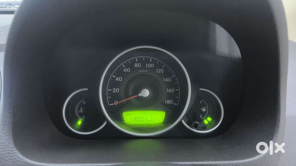 Hyundai Eon Magna +, 2012, Petrol