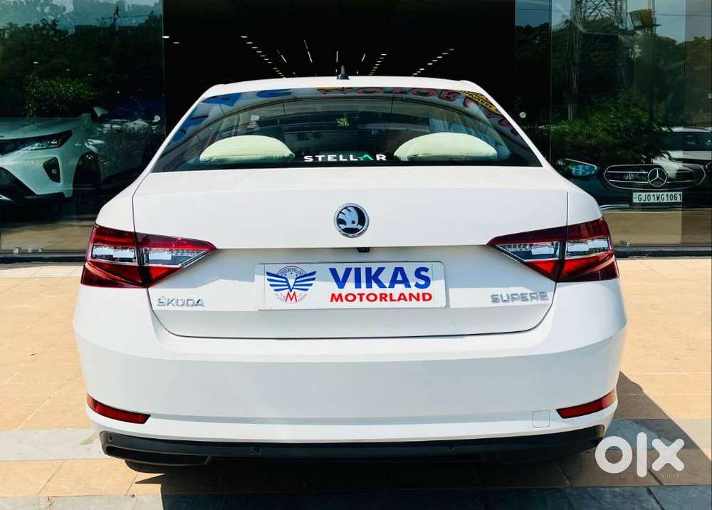 Skoda Superb 2.0 L&k Tsi At, 2019, Petrol