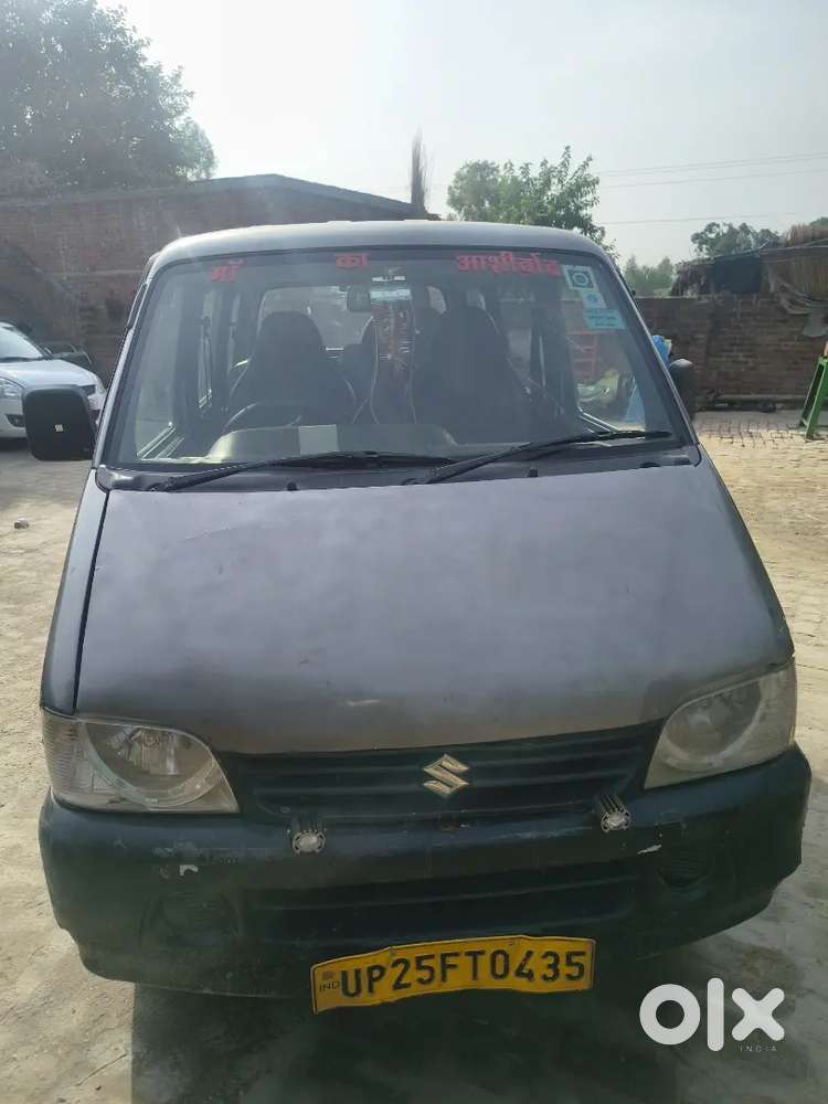 सीएनजी लगी है पास नहीं है कागज एक दम ओके है