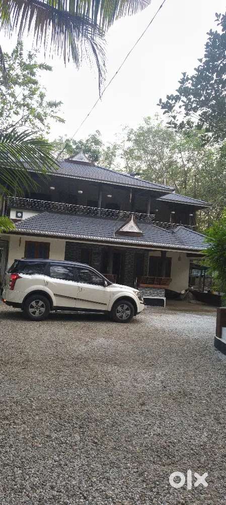 Mahindra Xuv500 2012 Diesel Well Maintained