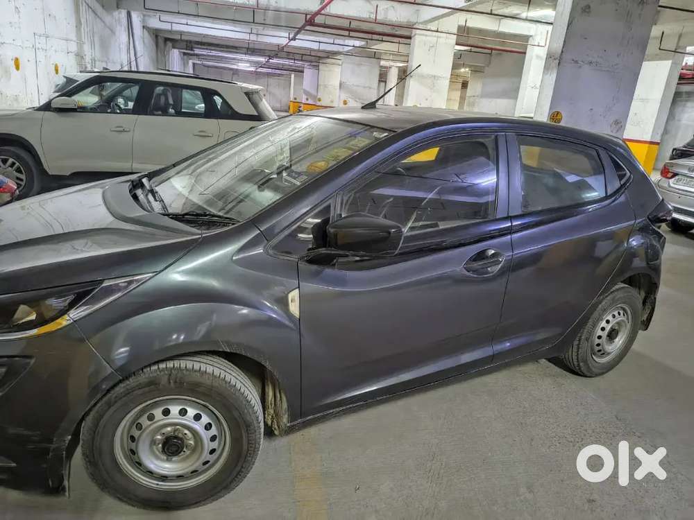 Tata Altroz 2021 Petrol 56000 Km Driven