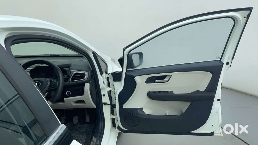 Tata Altroz Xz Plus (s) Diesel, 2023, Diesel