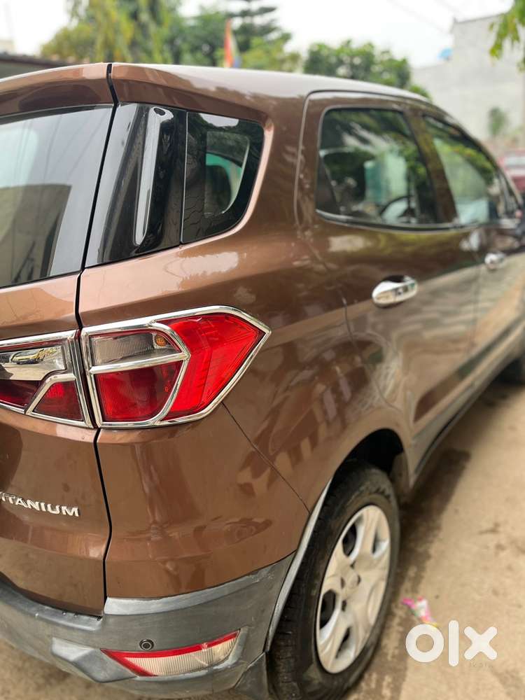 Ford Ecosport 2018 Model Petrol 60,000km Driven