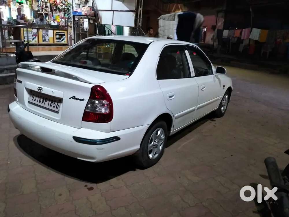 Hyundai Accent 2011 Cng & Hybrids 126000 Km Driven