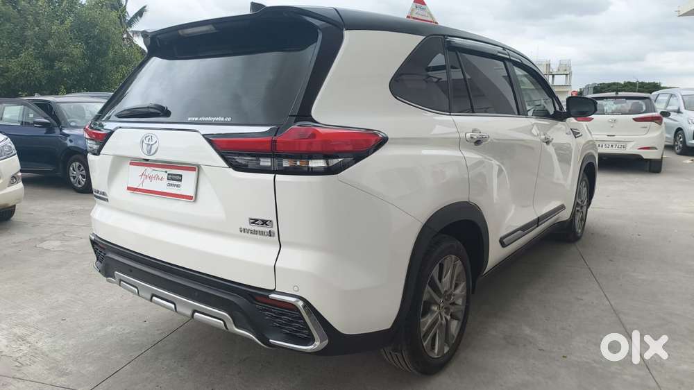 Toyota Innova Hycross 2.0 Zx Hybrid 7 Str, 2024, Diesel
