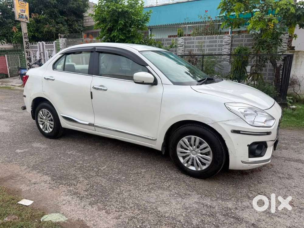 Maruti Suzuki Dzire 1.2 Vxi Amt, 2018, Cng & Hybrids