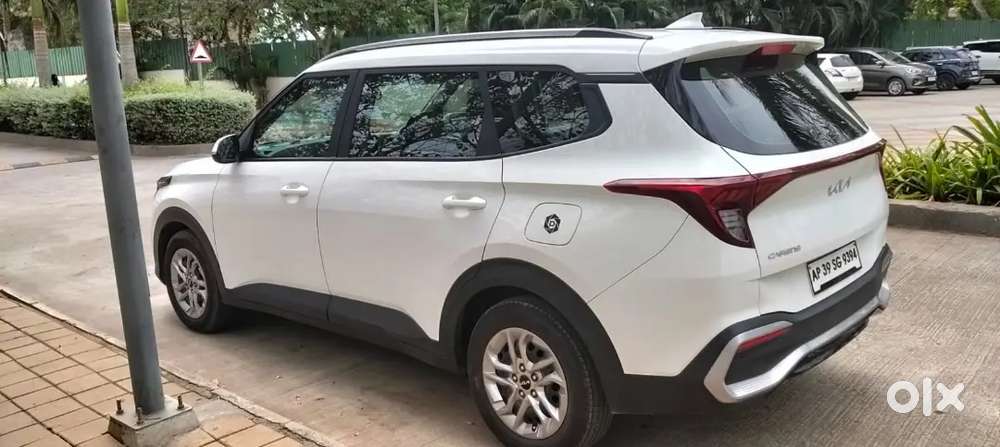Kia Carens 2023 Diesel Well Maintained