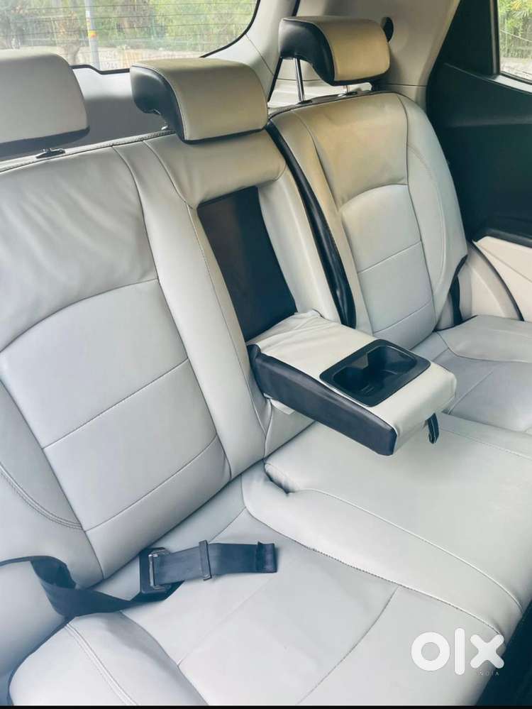 Mahindra Xuv300 W8, 2020, Petrol