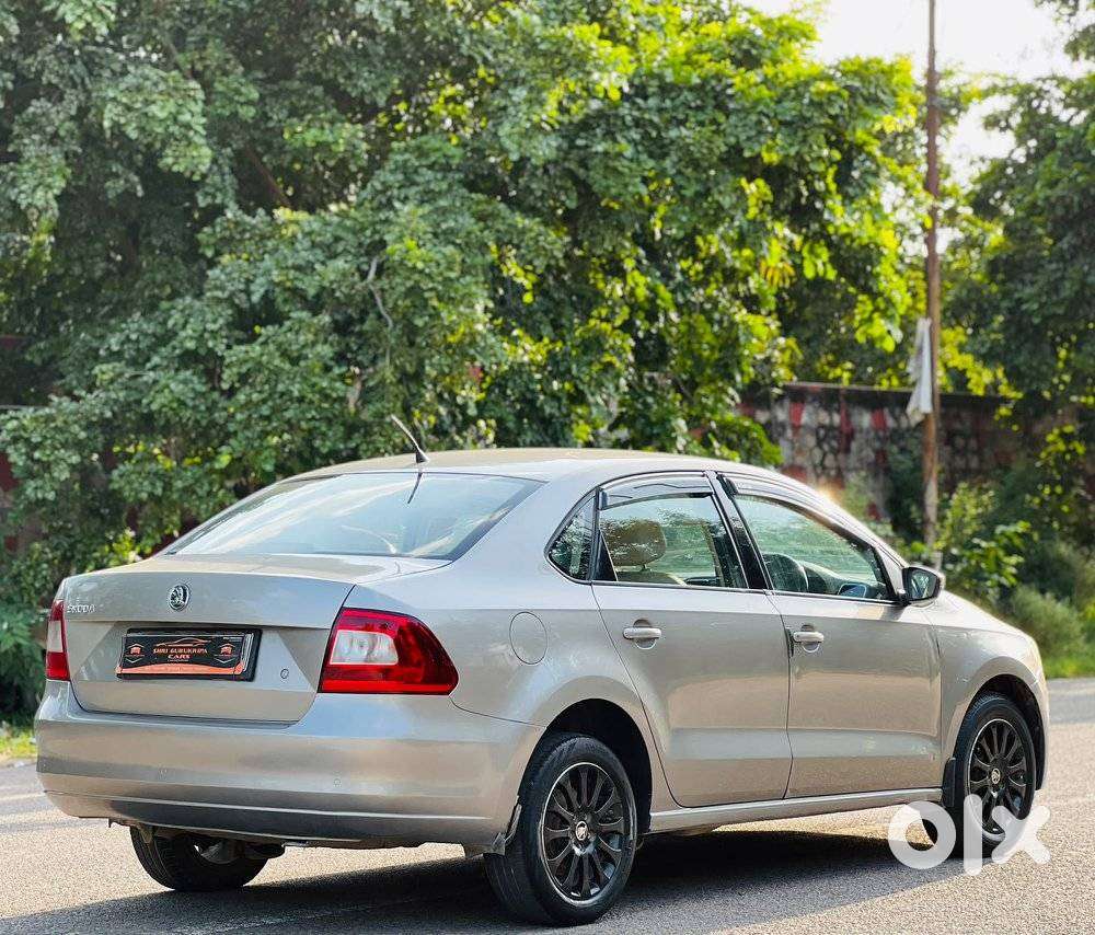 Skoda Rapid 1.5 Tdi At Elegance Plus, 2016, Diesel