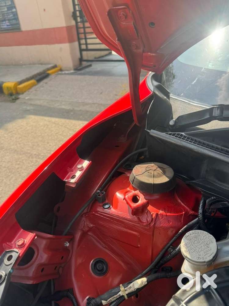 Maruti Suzuki Swift 2021 Petrol 71000 Km Driven