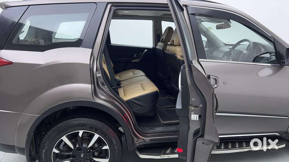 Mahindra Xuv500 W11 At, 2021, Diesel