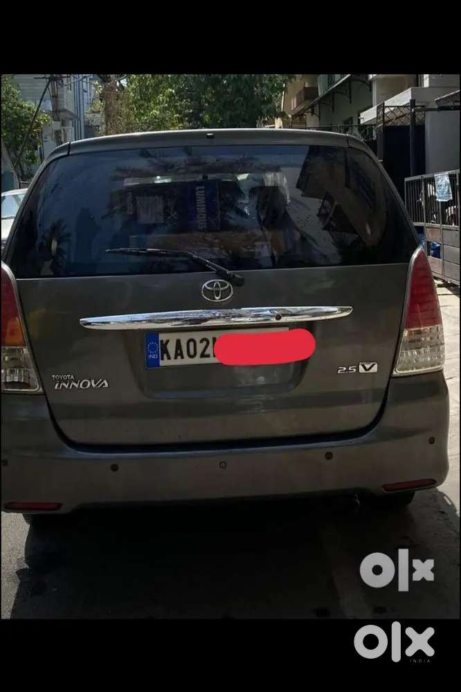 .toyota Innova  Doctor Driven Well Maintained  Car