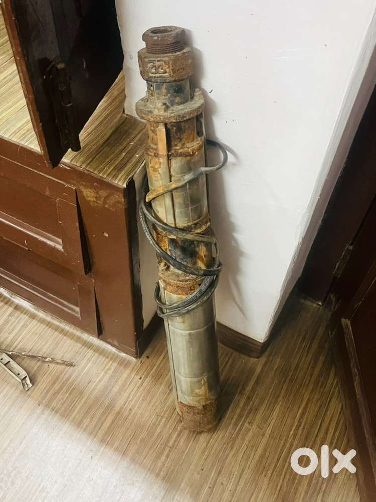 submersible pump