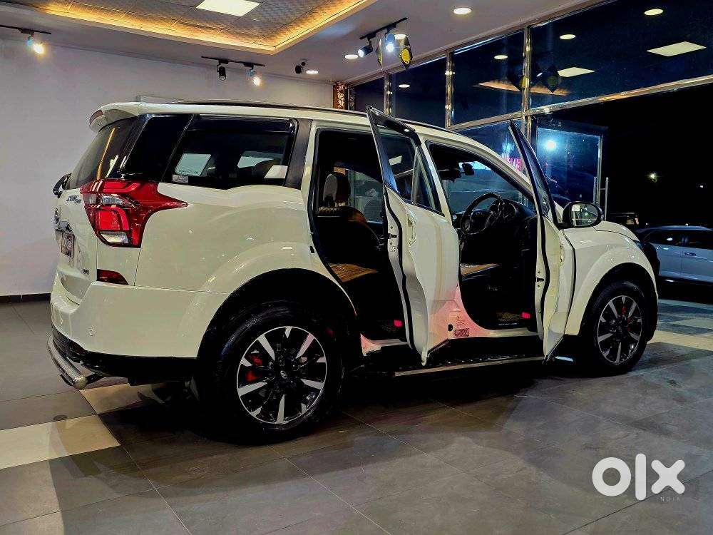 Mahindra Xuv500 W11 Option, 2020