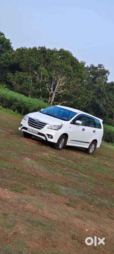 Toyota Innova 2.5 Gx 2012