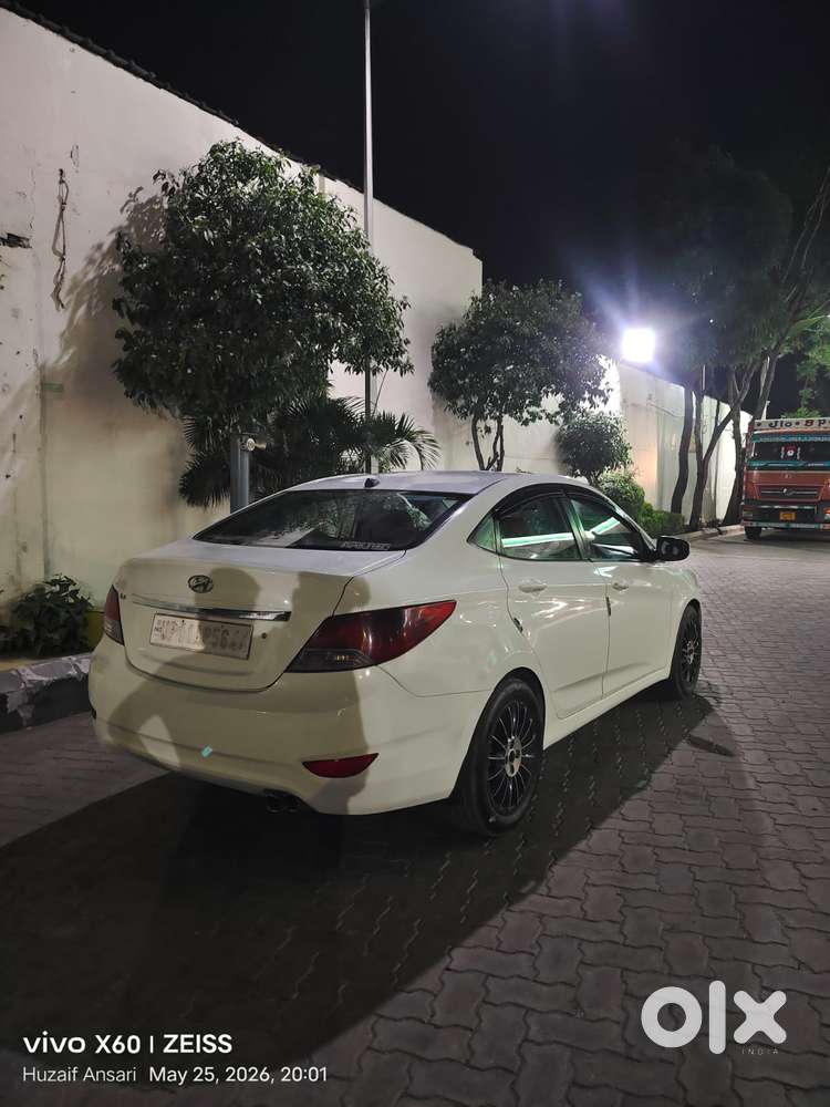 Hyundai Verna Crdi 1.6 Sx, 2014, Diesel
