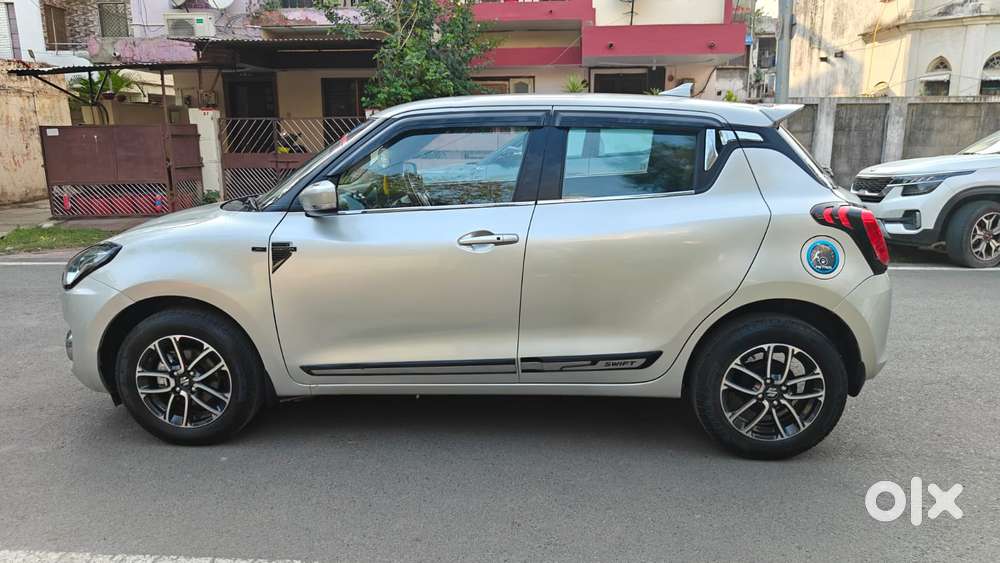 Maruti Suzuki Swift Zxi Plus Dual Tone, 2022, Petrol