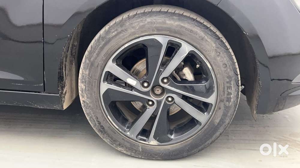 Tata Altroz 1.5 Xz Plus Diesel Dark Edition, 2022, Diesel