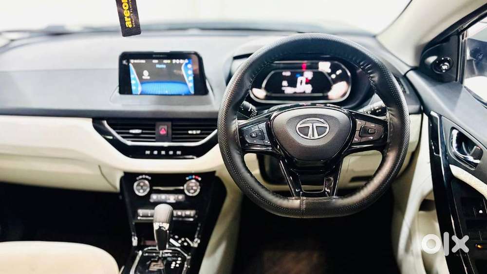 Tata Nexon 1.2 Revotron Xza Plus (l) Dual Tone, 2023, Petrol