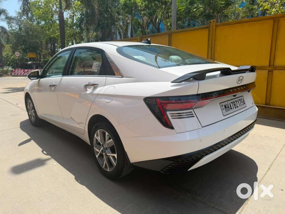 Hyundai Verna 1.5 Sx (o) Ivt, 2025, Petrol