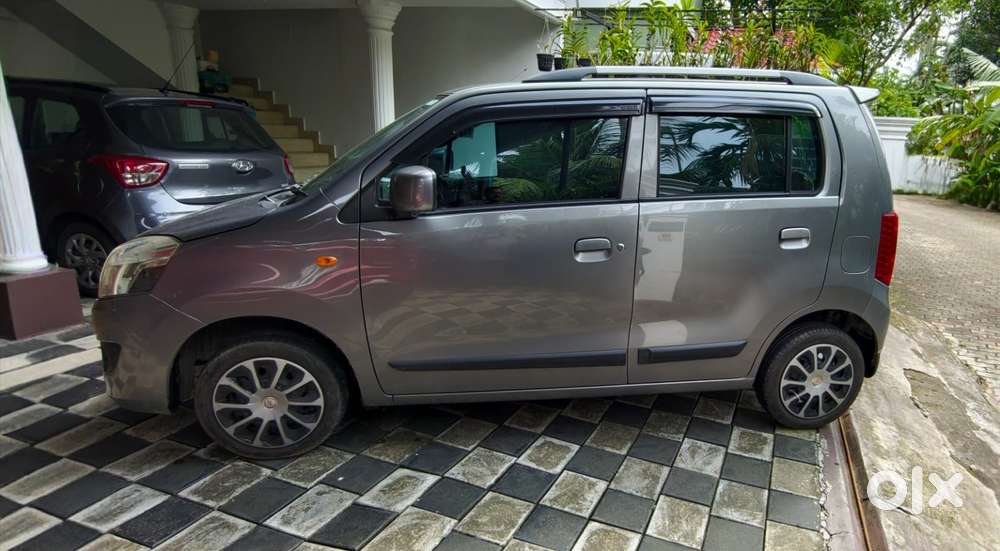 Maruti Suzuki Wagon R 1.0 Vxi Amt, 2017, Petrol
