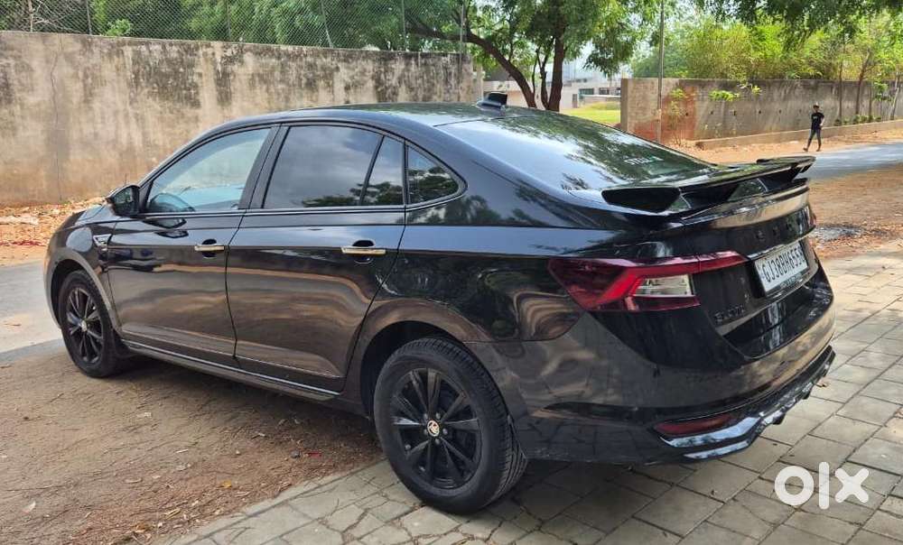 Skoda Slavia Sportline 1.0l Tsi Mt, 2025, Petrol