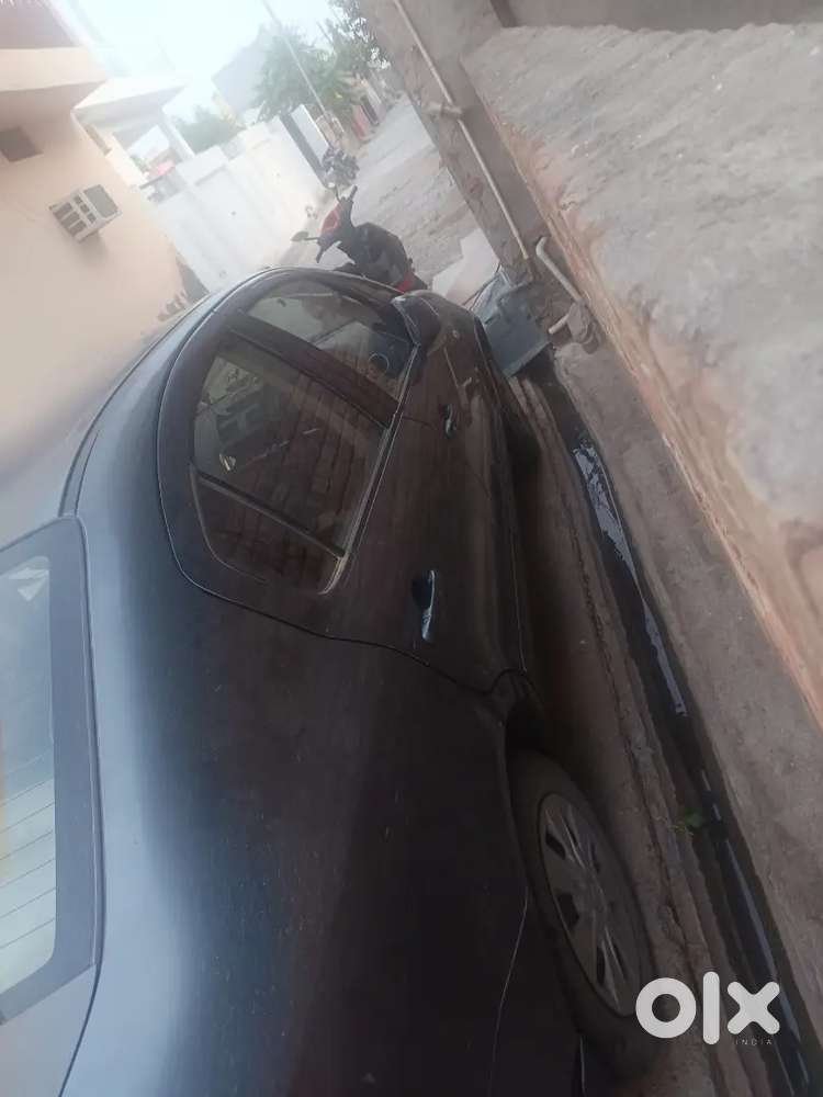 Best  Conditions And All Tyre New And Cng Kit Involve