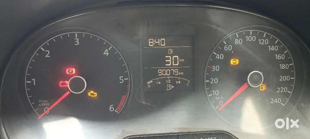 Vw Cross Polo Diesel 1.5 Tdi 
2015 Model