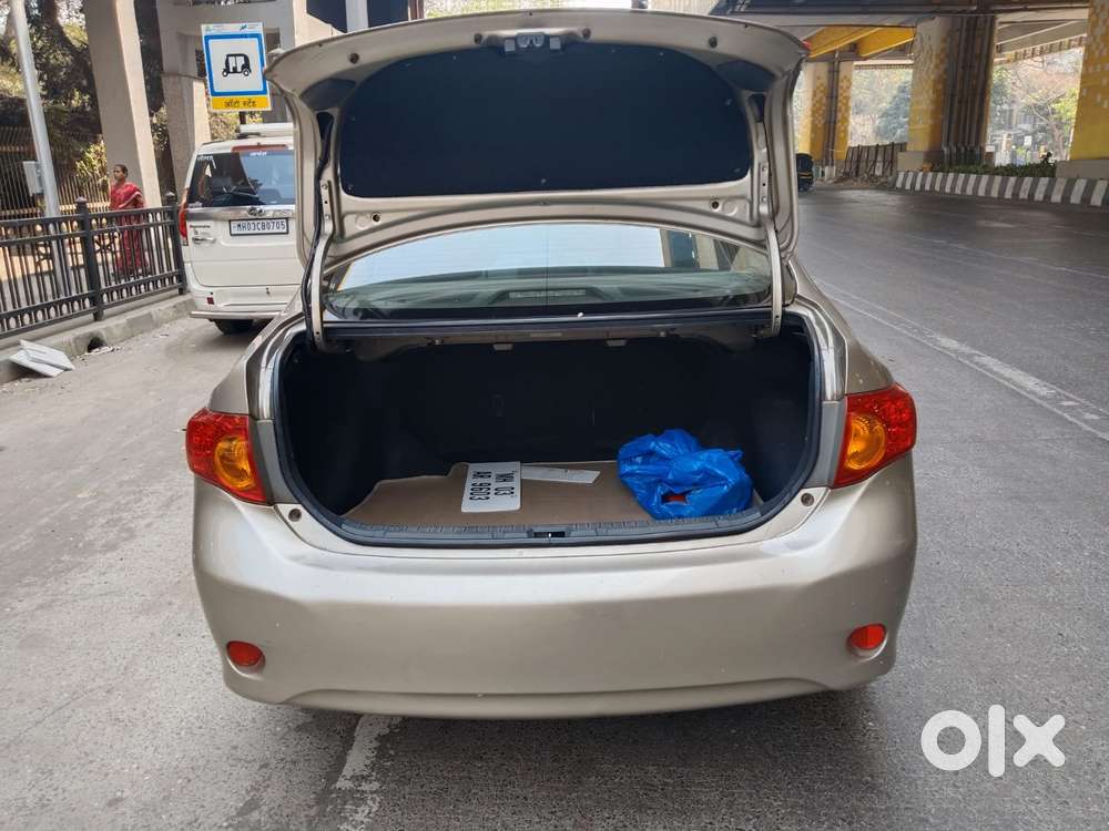 Toyota Corolla Altis G, 2010, Petrol