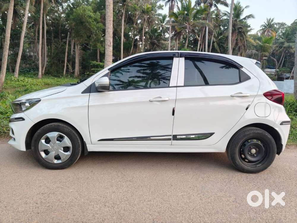 Tata Tiago 1.2 Revotron Xt (o), 2021, Petrol