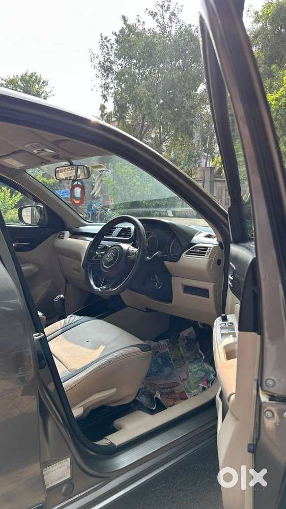 Maruti Suzuki Swift Dzire Vxi Optional, 2017, Petrol