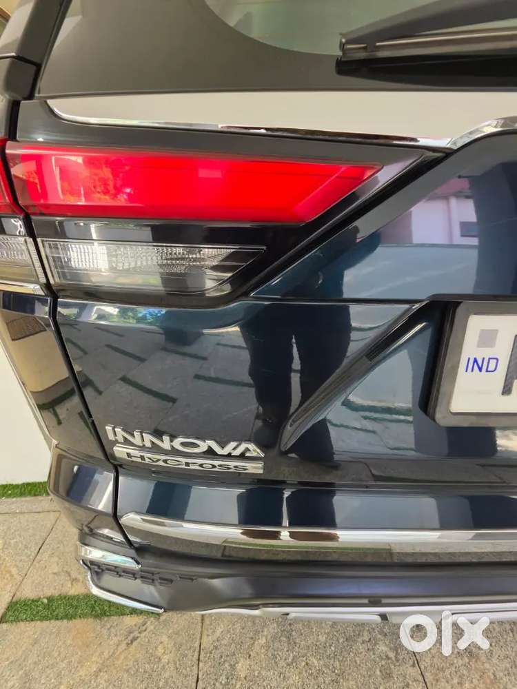 Toyota Innova Hycross Zx(o) Hybrid 1st Owner, 2025 Registered 32000 Km