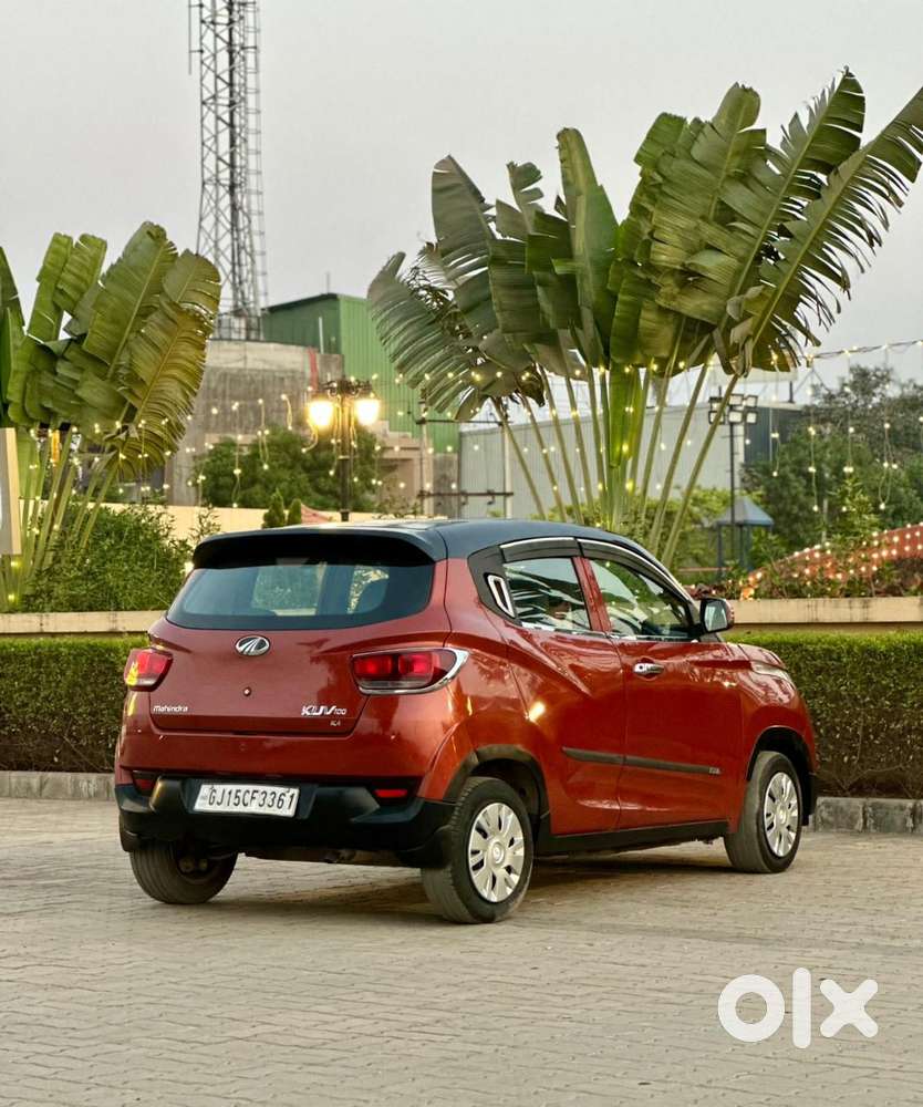 Mahindra Kuv 100