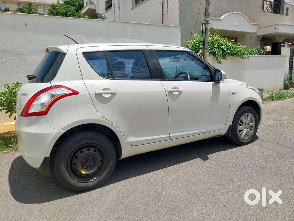 Maruti Suzuki Swift Vvt Zxi Plus, 2017, Petrol