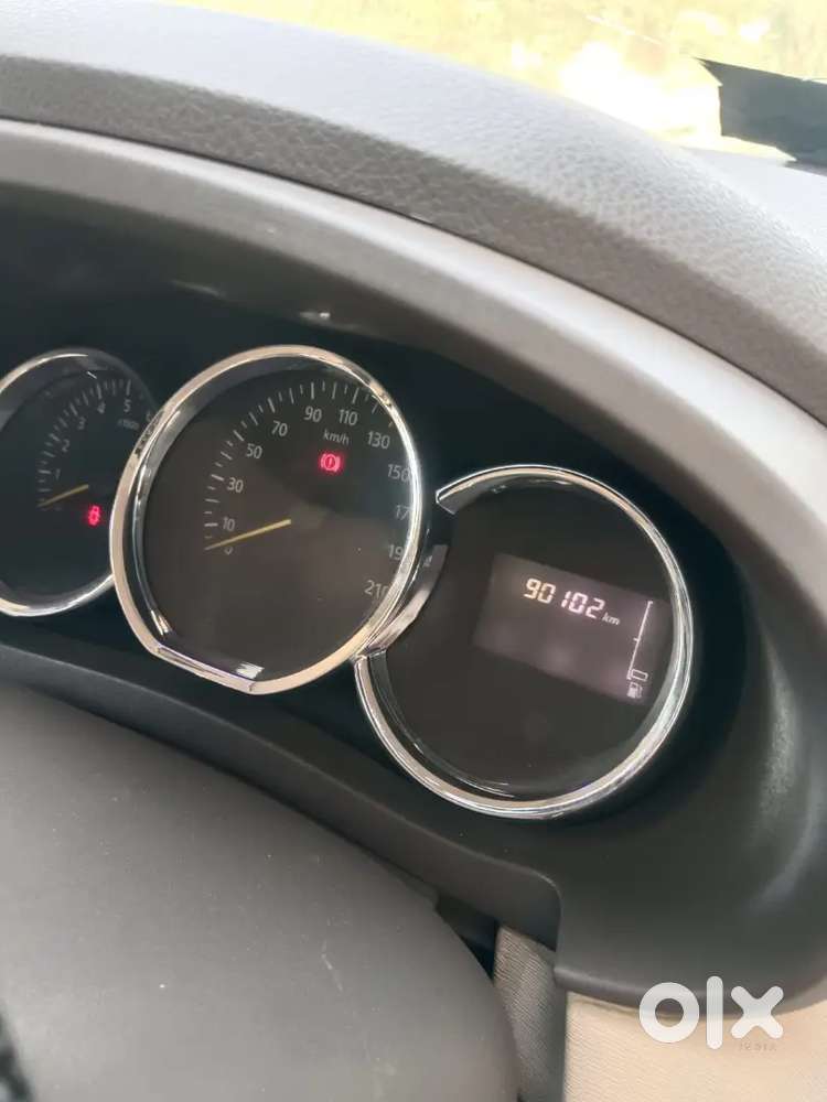 Renault Lodgy 2017 Diesel 90000 Km Driven