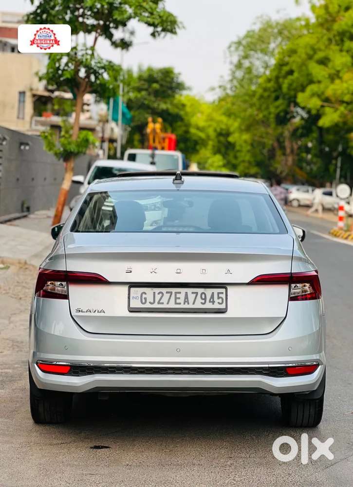 Skoda Slavia Ambition 1.0l Tsi At, 2022, Petrol