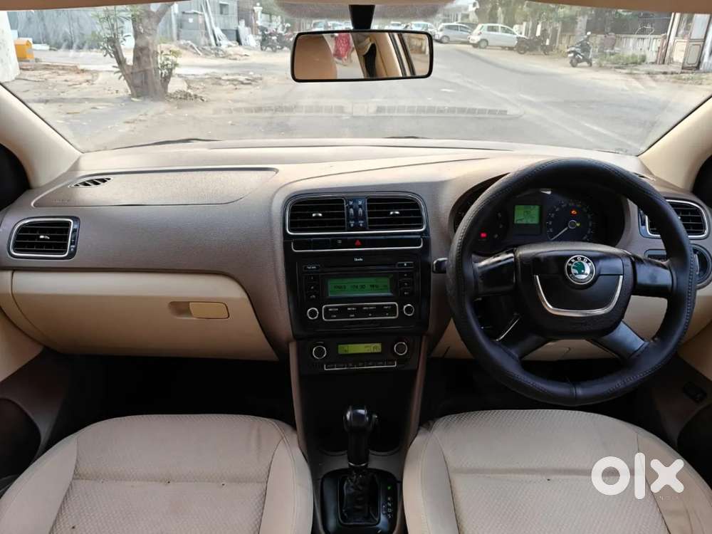 Skoda Rapid 1.6 Mpi At Elegance, 2013, Petrol