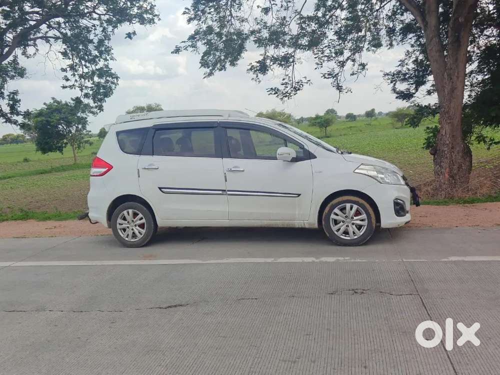 Maruti Suzuki Ertiga 2017 Diesel 110000 Km Driven