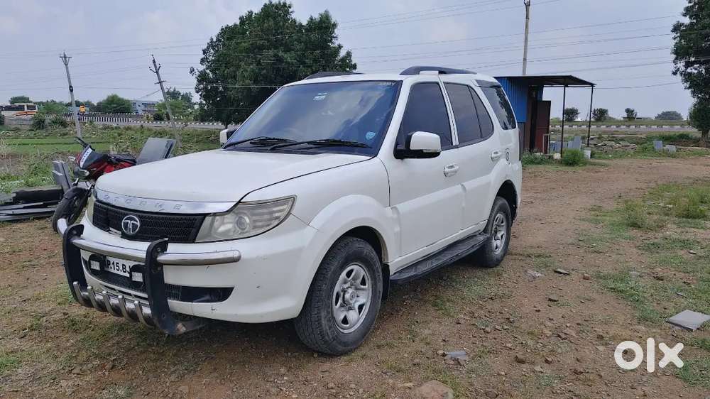 Tata Safari Storme 2014
