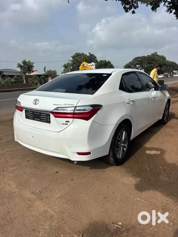 Toyota Corolla Altis 2017