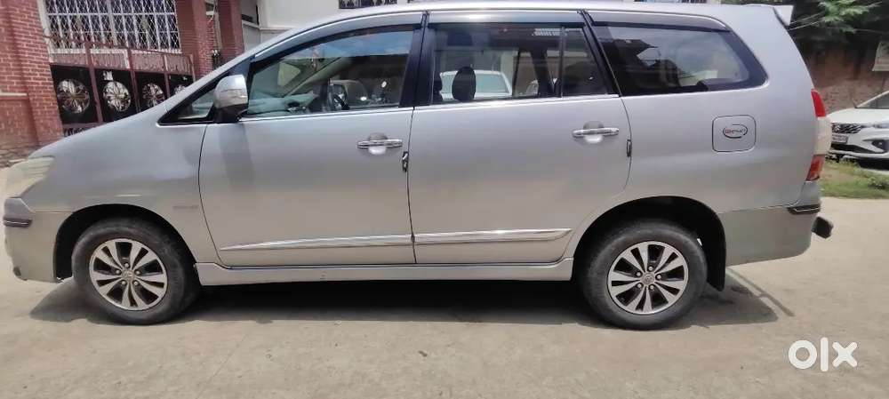 Toyota Innova 2.5 Vx 2015