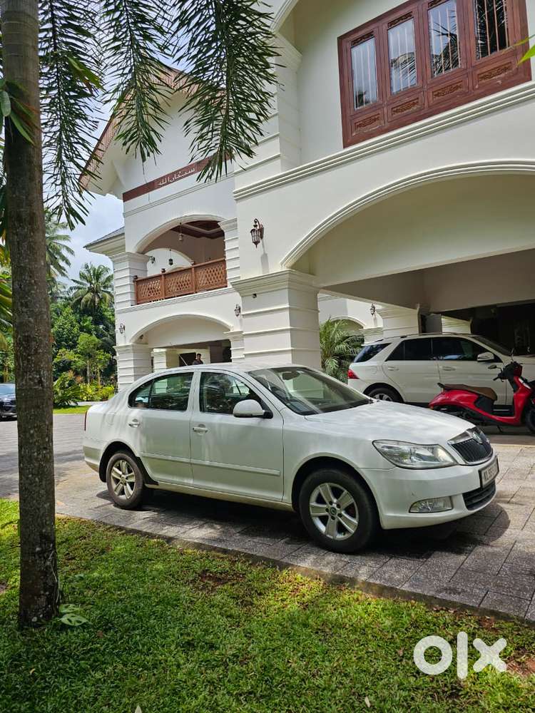Skoda Laura 1.9 Tdi Mt Ambiente, 2009, Diesel