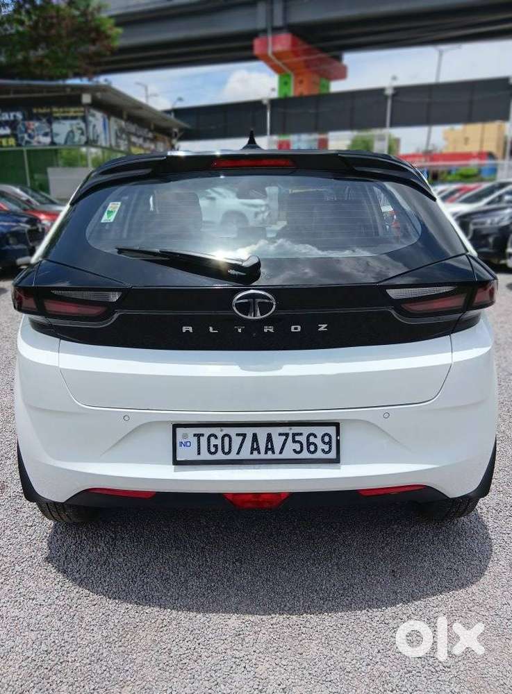 Tata Altroz 1.2 Xz Plus Petrol, 2025, Petrol